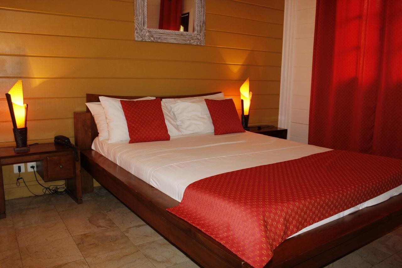 Le Domaine Des Pierres Hotell Saint Pierre Eksteriør bilde